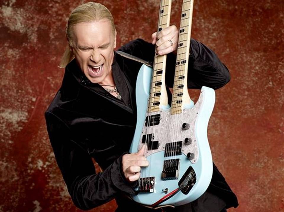 Ricardo Confessori convida para o show com Billy Sheehan em SP