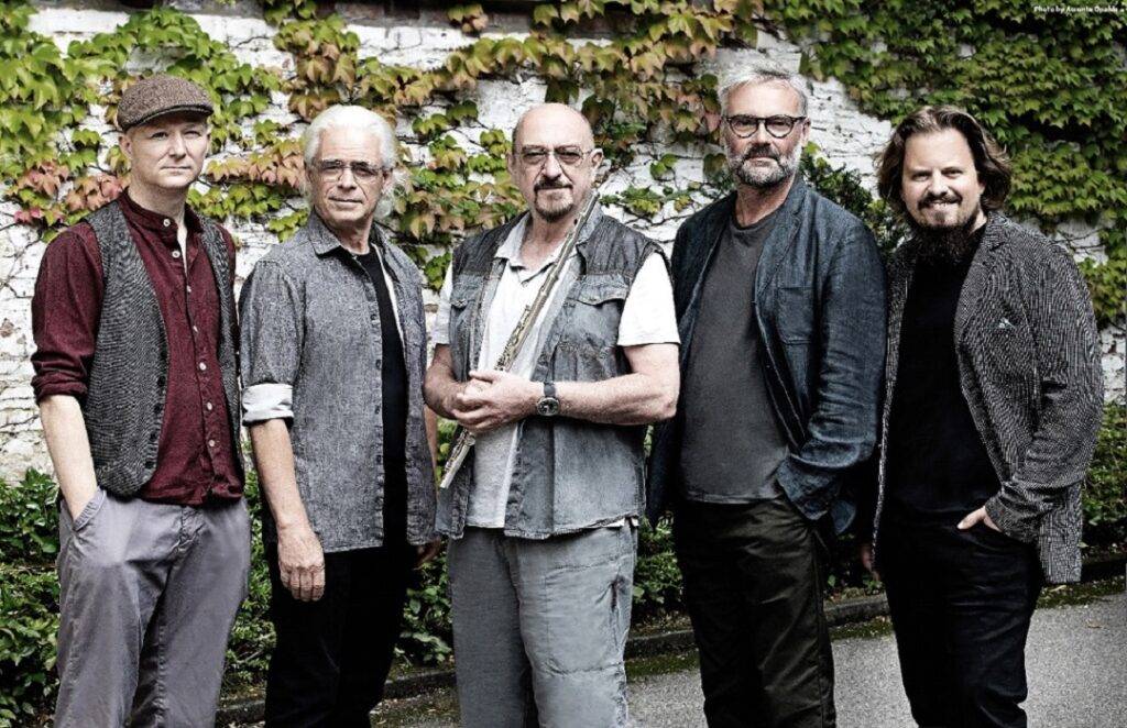 Membros do Jethro Tull fazem apresentação especial em São Paulo