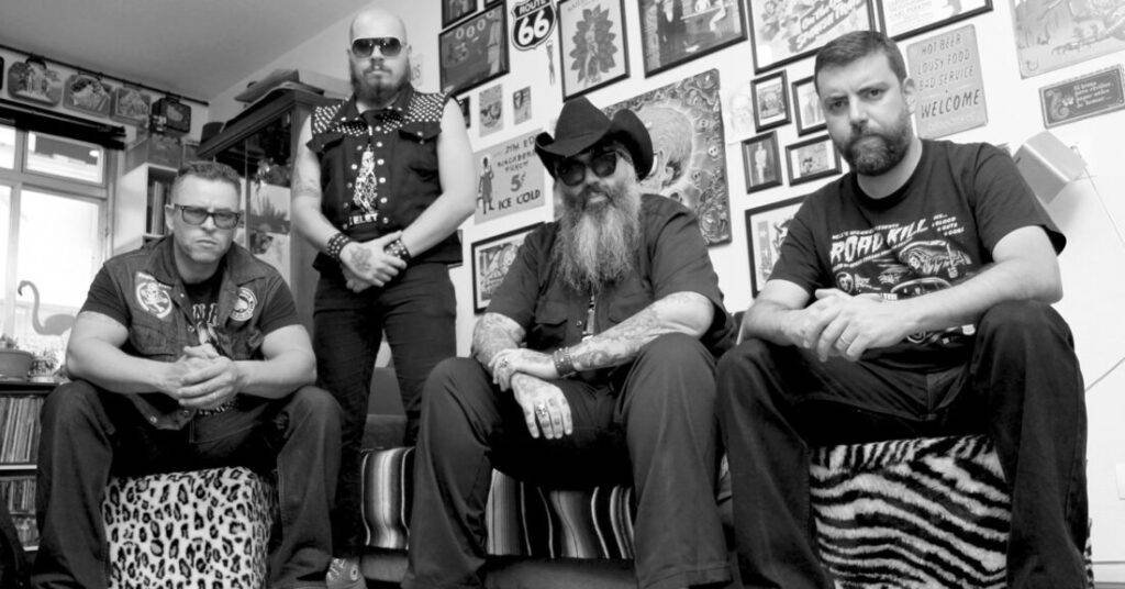 Zumbis do Espaço faz show de lançamento no Hangar 110 em SP