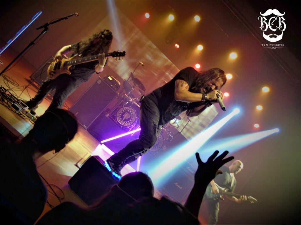 Performance da Noturnall em turnê com Paul Di’Anno agrada e ganha protagonismo; músicos celebram o primeiro terço de 31 shows no Brasil