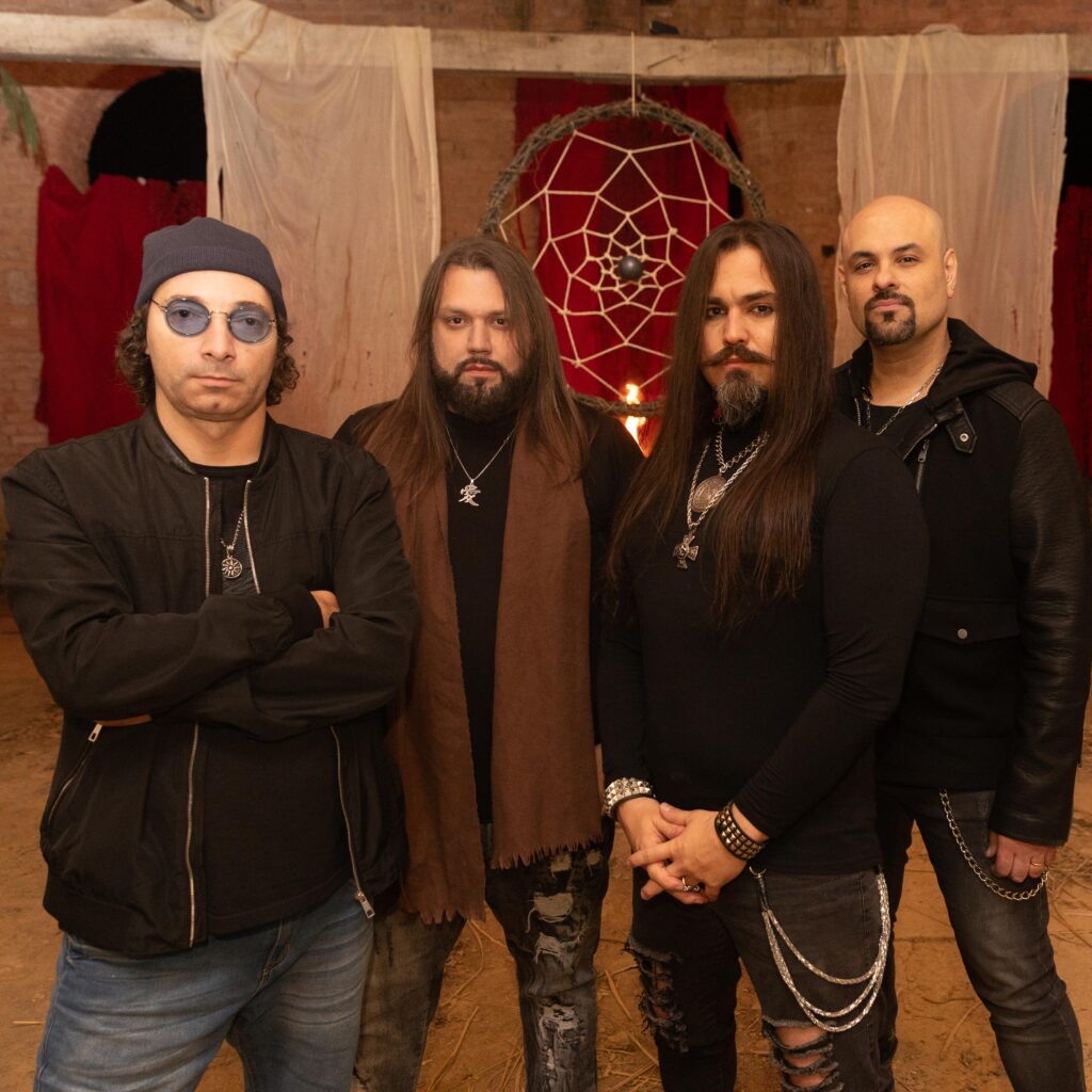 Finally Home marca show de estreia de acústico com músicas do Shaman no Blue Note em SP e lança vídeos inéditos para “Immortal” e “The Yellow Brick Road”