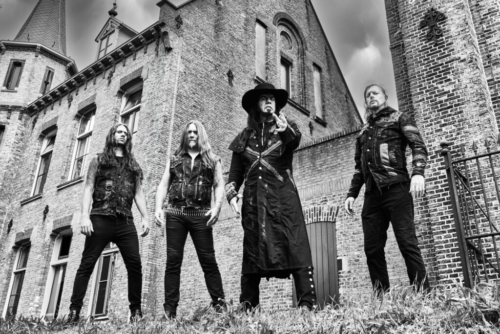 Vltimas e Hate confirmam show em São Paulo e Belo Horizonte na turnê latino-americana