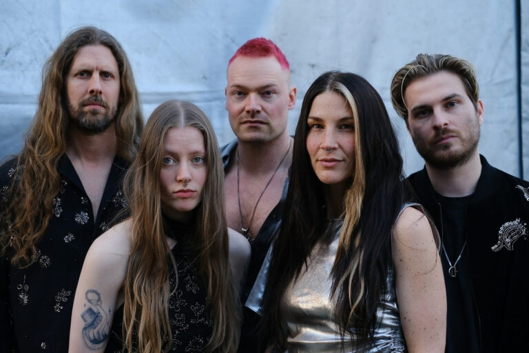 Charlotte Wessels faz show extra em São Paulo antes do Liberation Festival